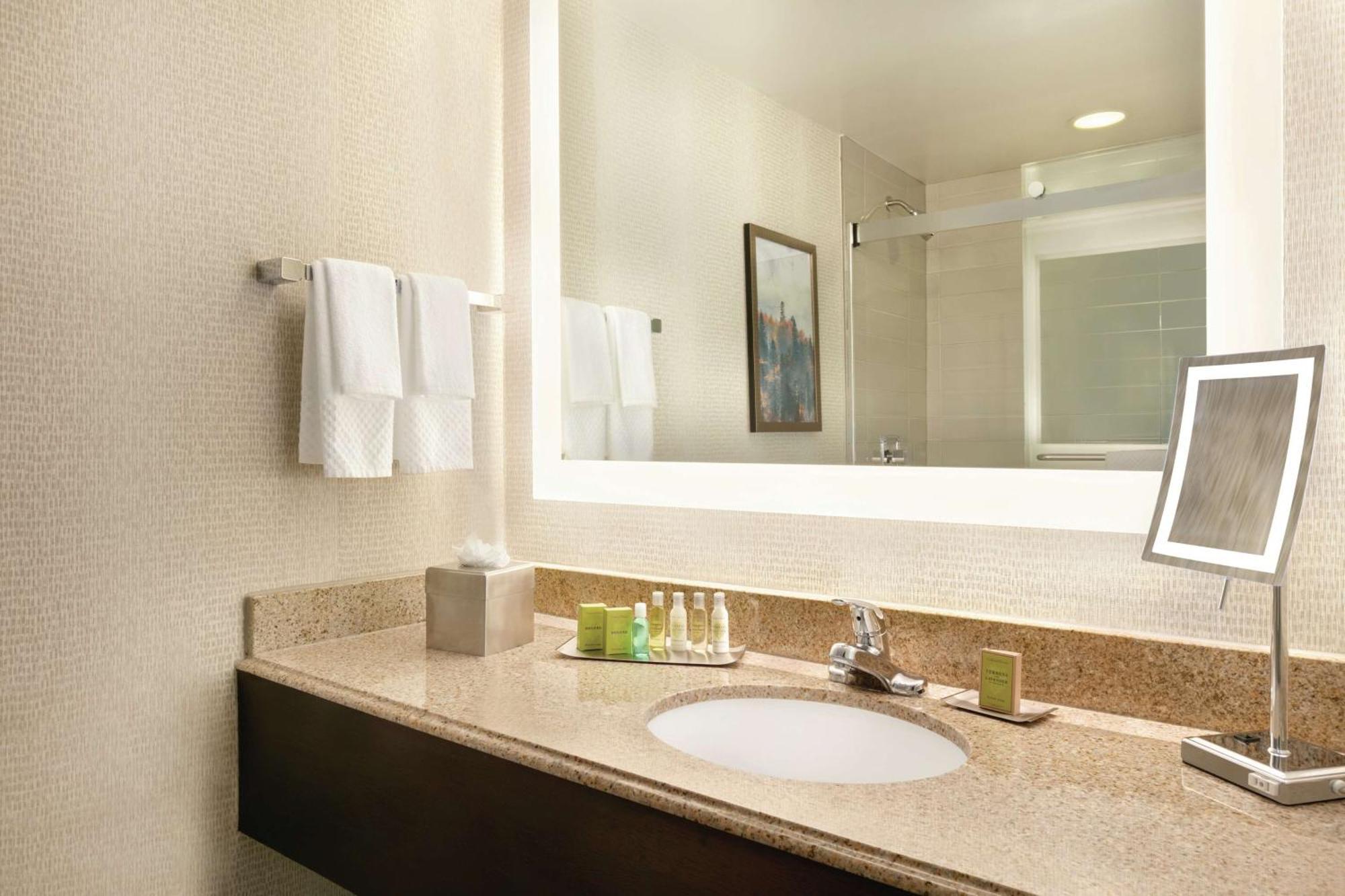 Doubletree By Hilton Atlanta Northeast/Northlake Tucker Exteriér fotografie