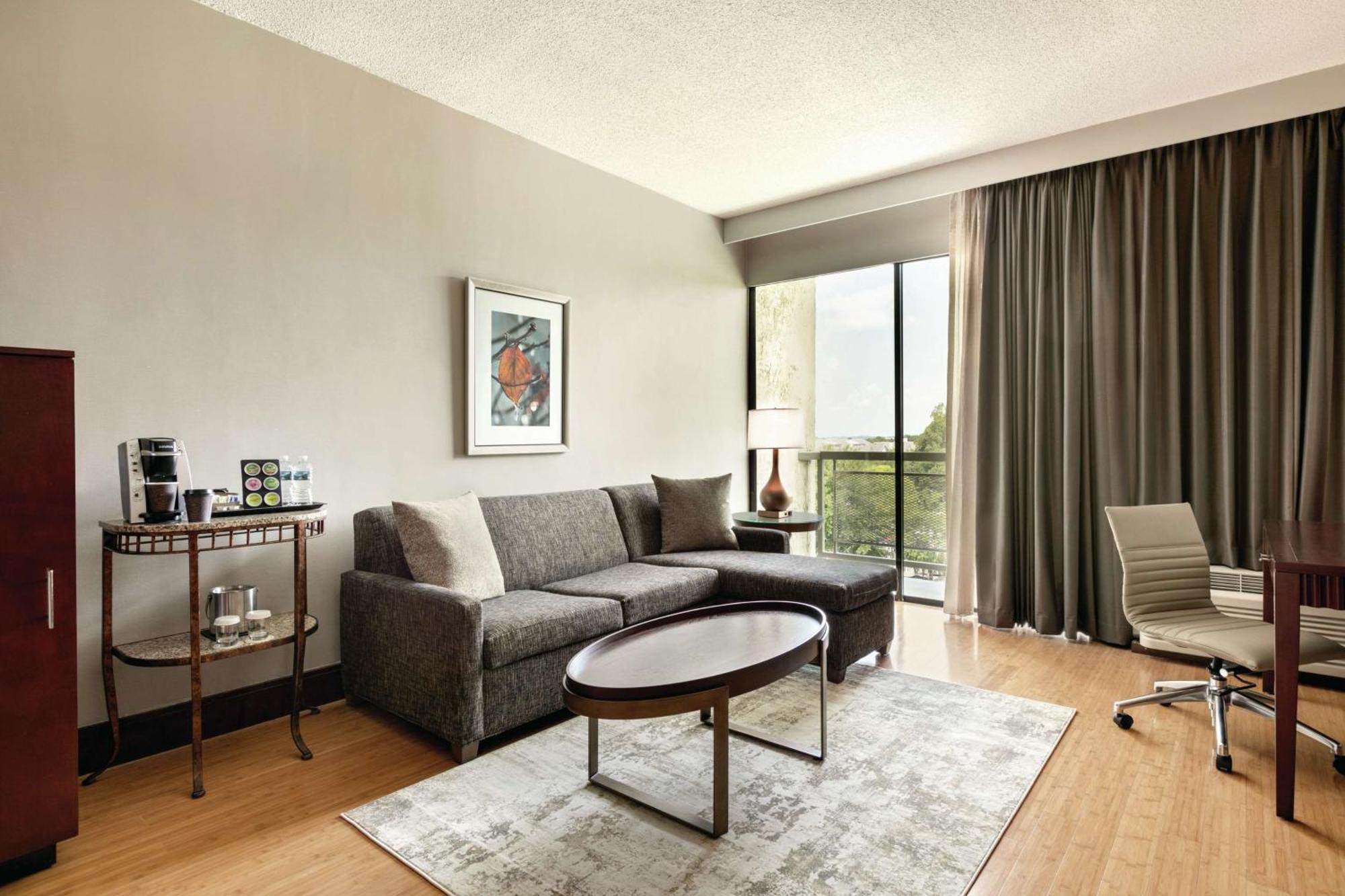 Doubletree By Hilton Atlanta Northeast/Northlake Tucker Exteriér fotografie